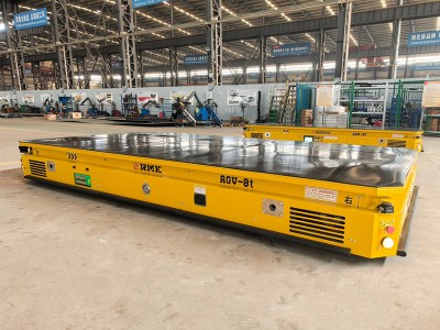 8 тонн лазерного AGV з підйомною палицею